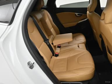 V40
