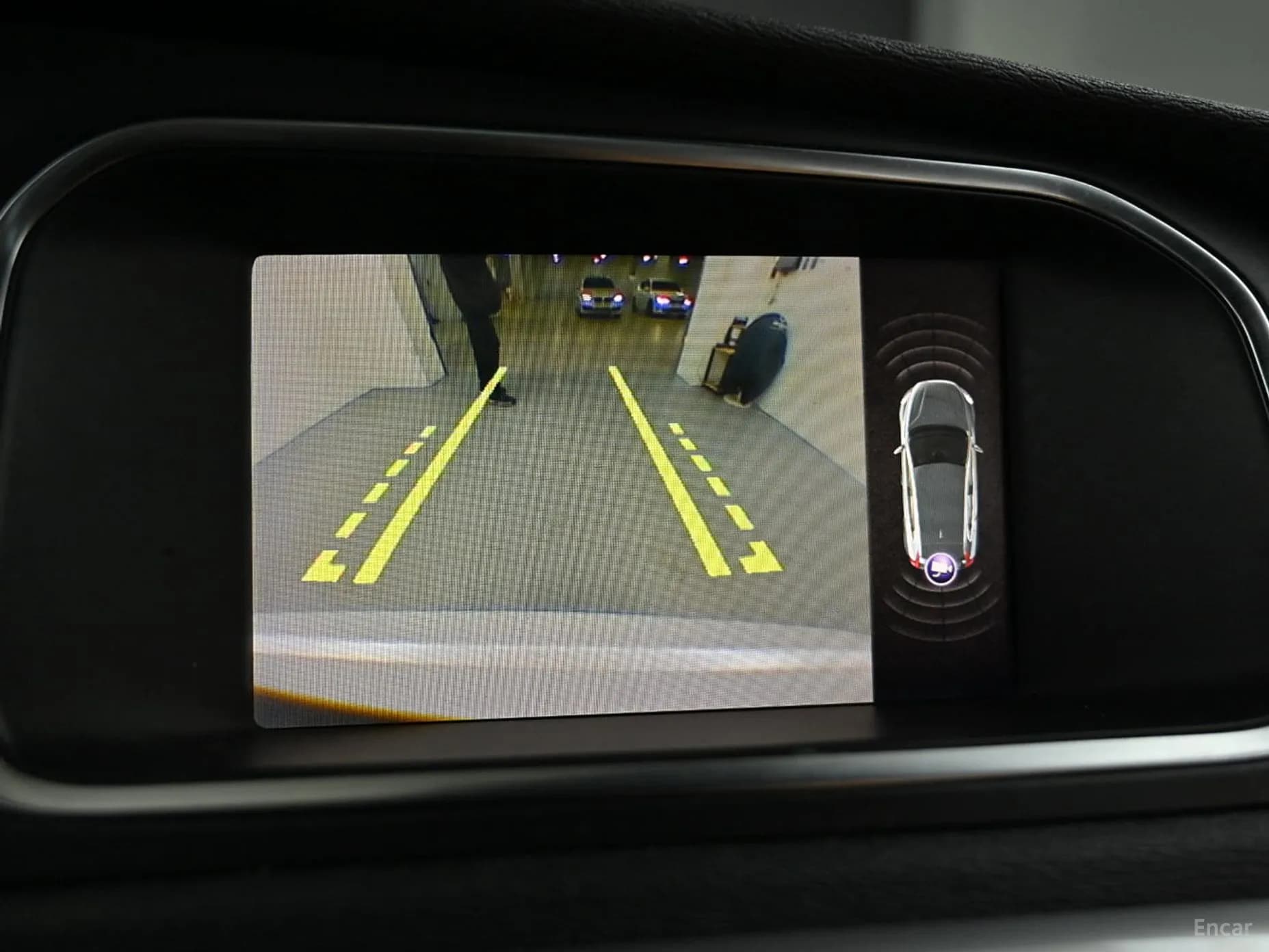 V40
