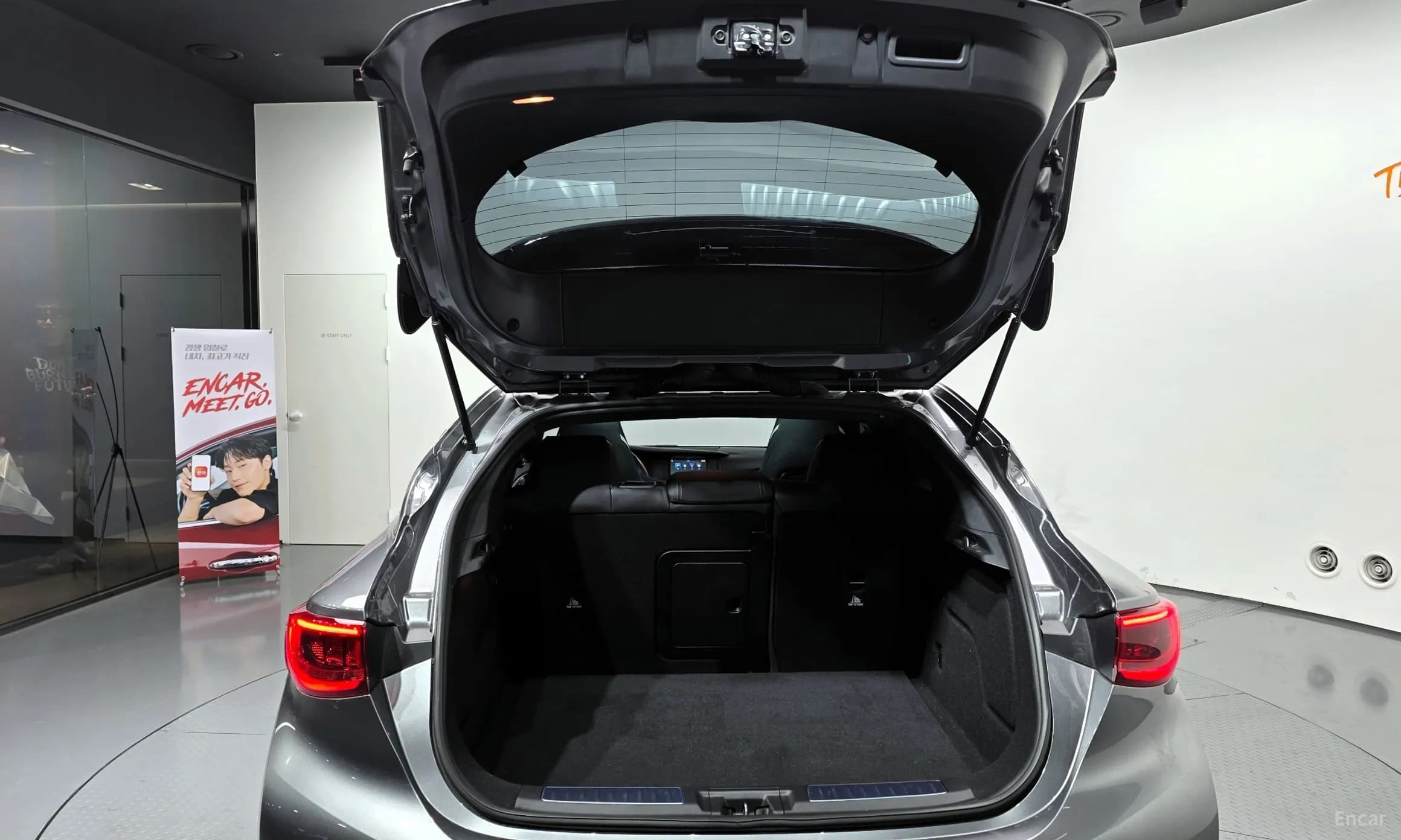 Q30