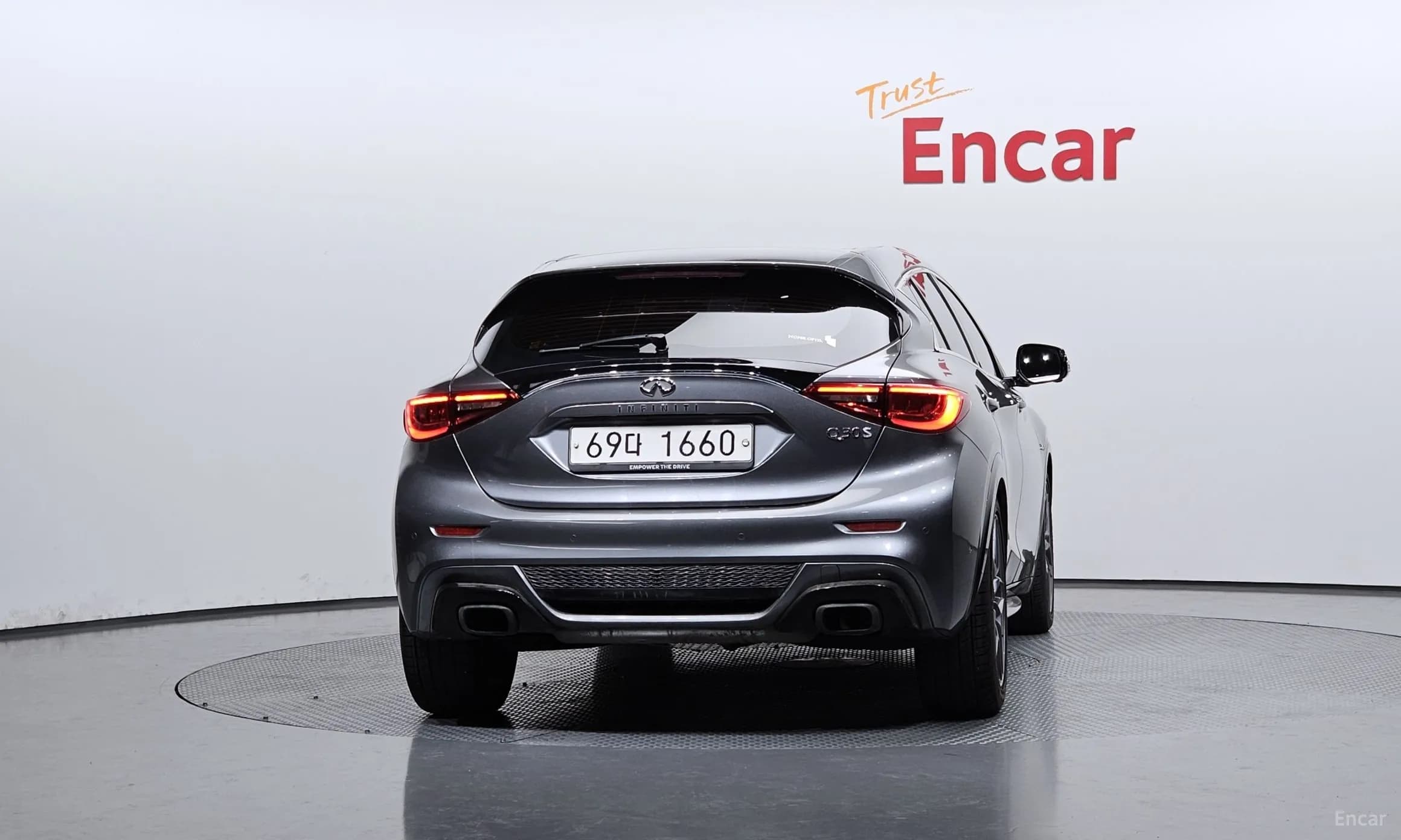 Q30