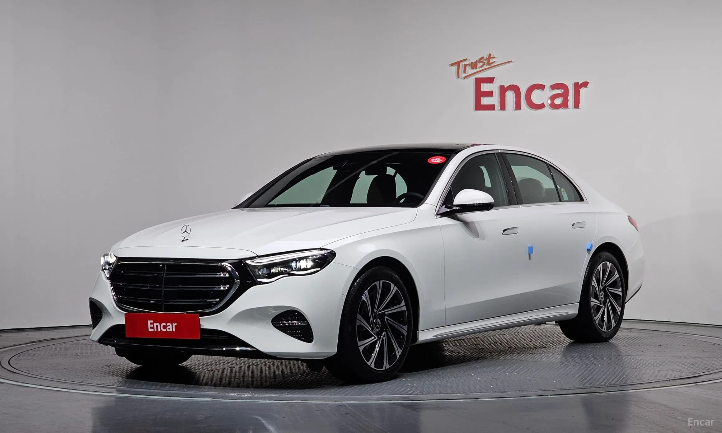E-Class W214