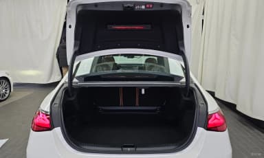 E-Class W214