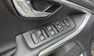 V40 Cross Country