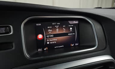 V40 Cross Country