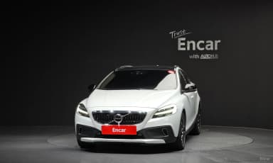 V40 Cross Country