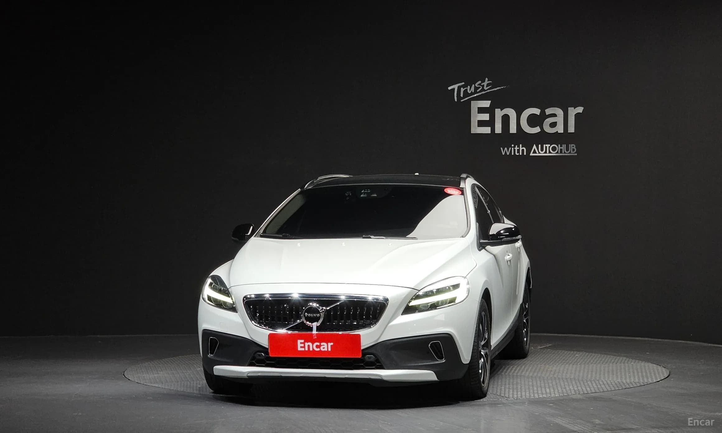 V40 Cross Country