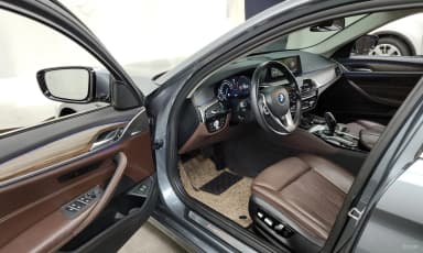 5 Series (G30)