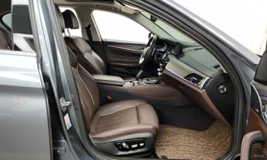 5 Series (G30)