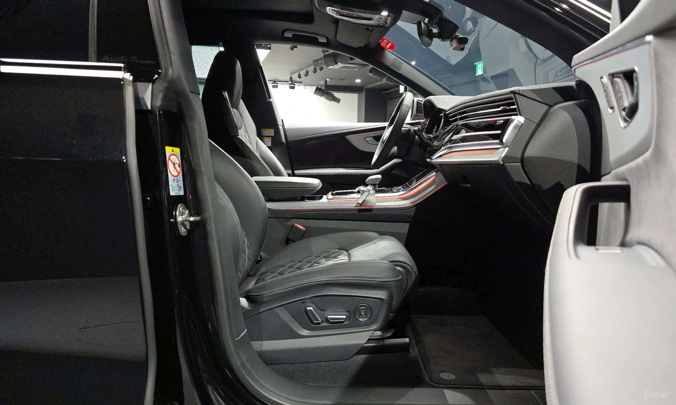 Q8 (4M)