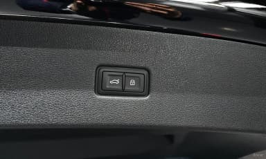 Q8 (4M)