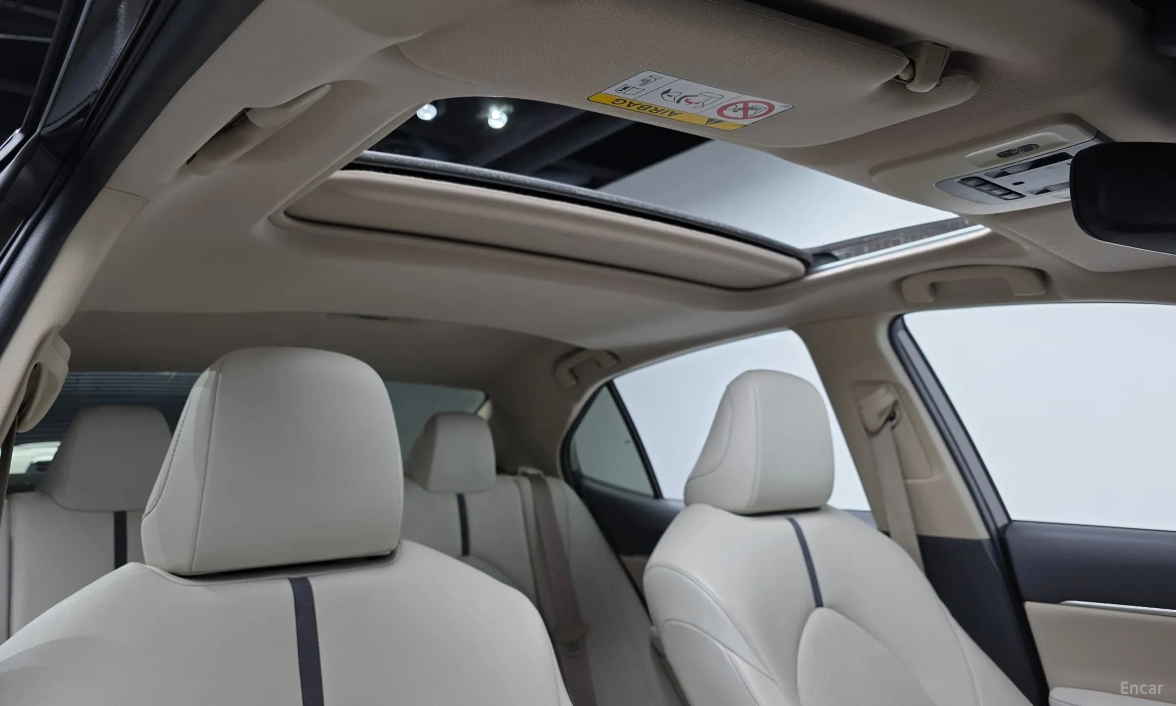Camry (XV70)