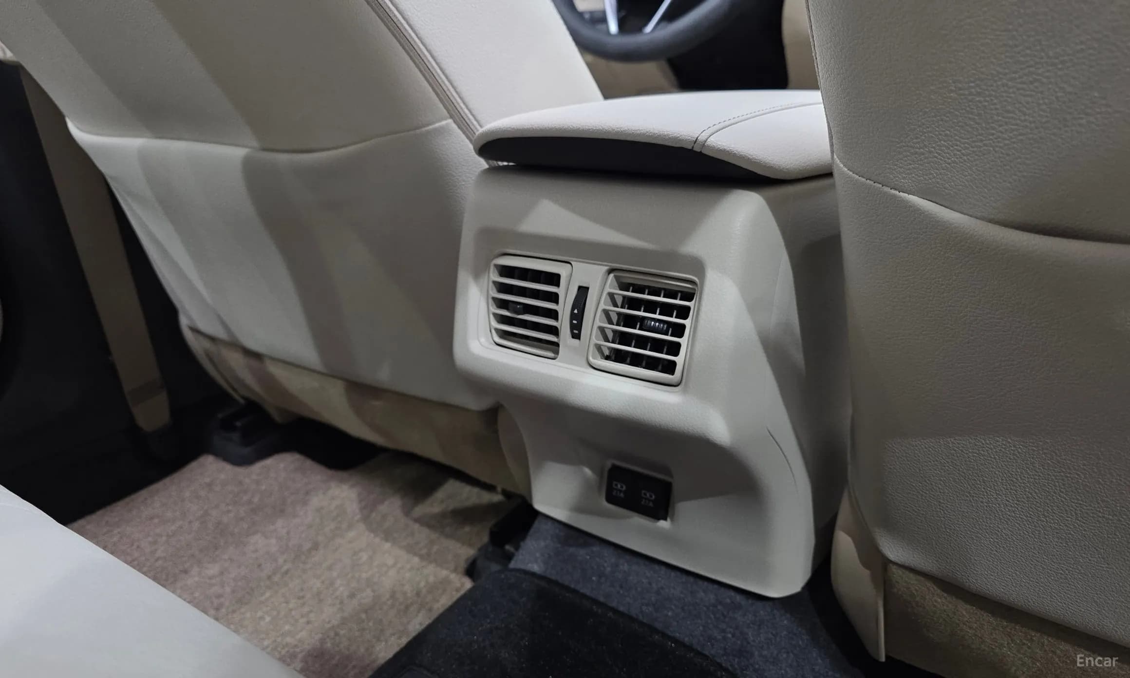 Camry (XV70)