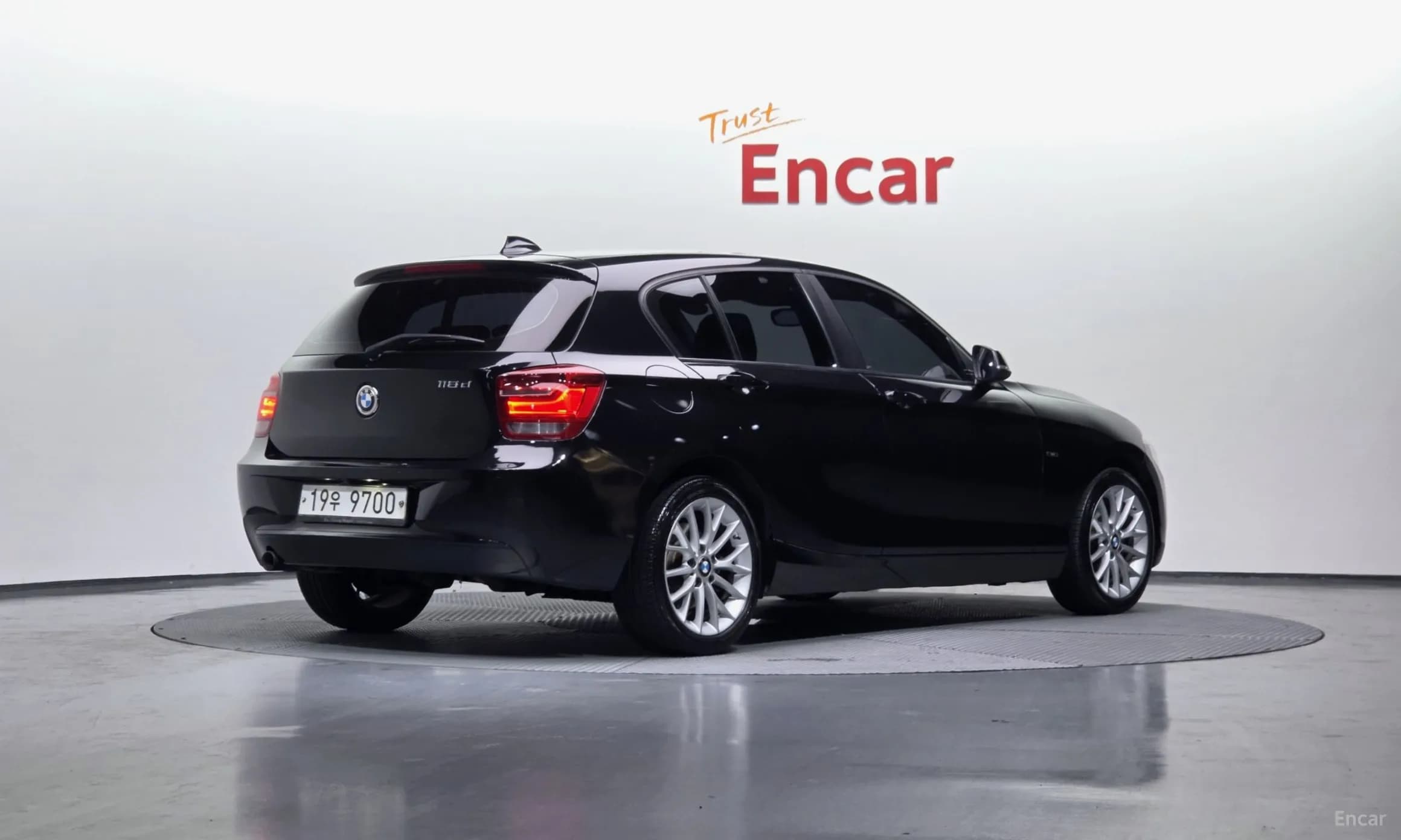 1 Series (F20)
