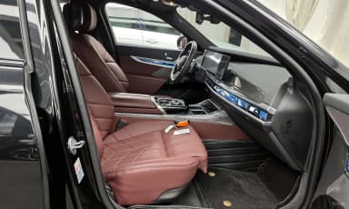 7 Series (G70)