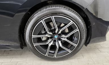 7 Series (G70)