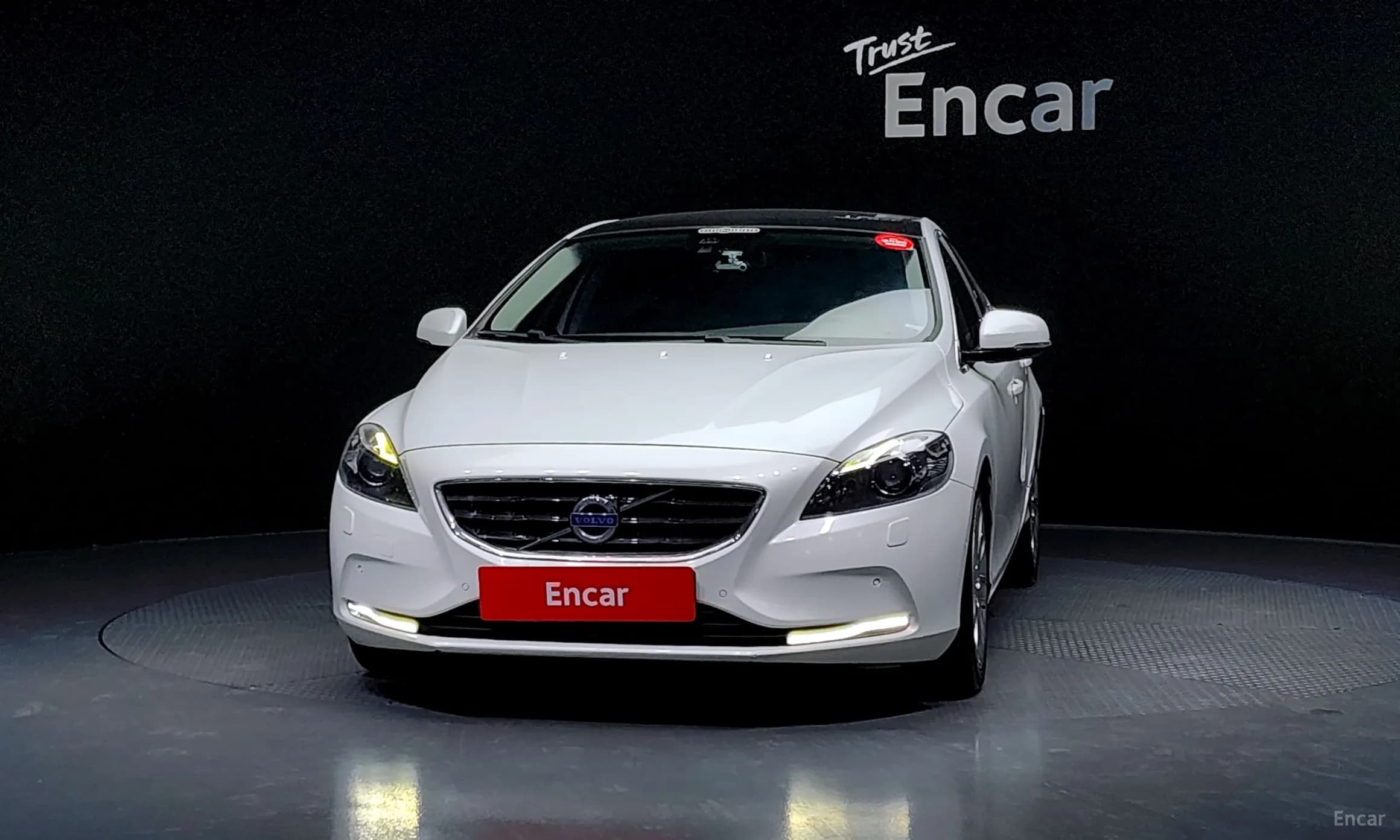 V40