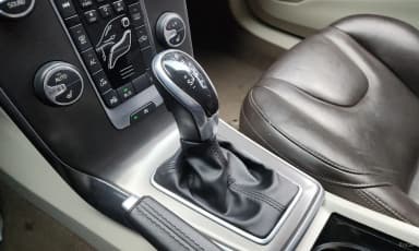 V40