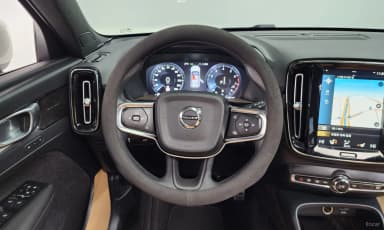 XC40