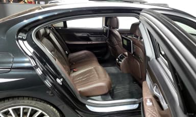 7 Series (G11)