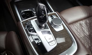 7 Series (G11)