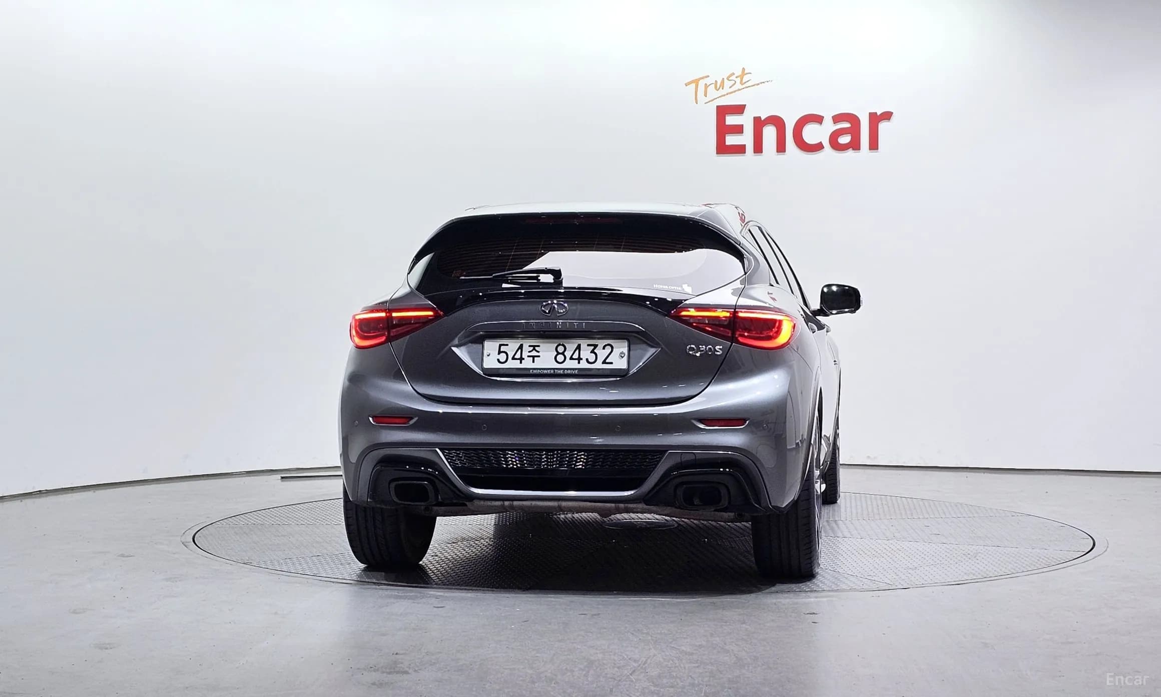 Q30