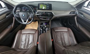 5 Series (G30)