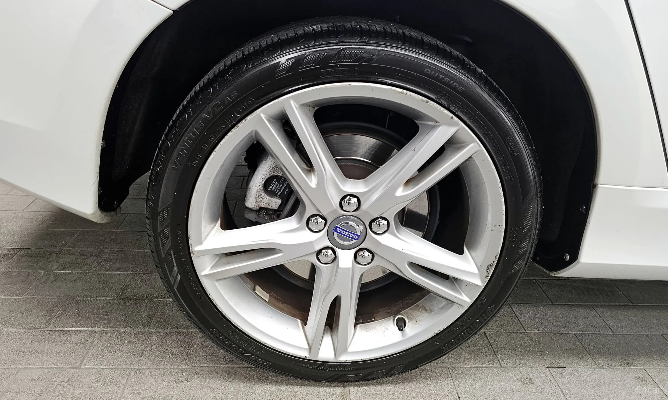 S60