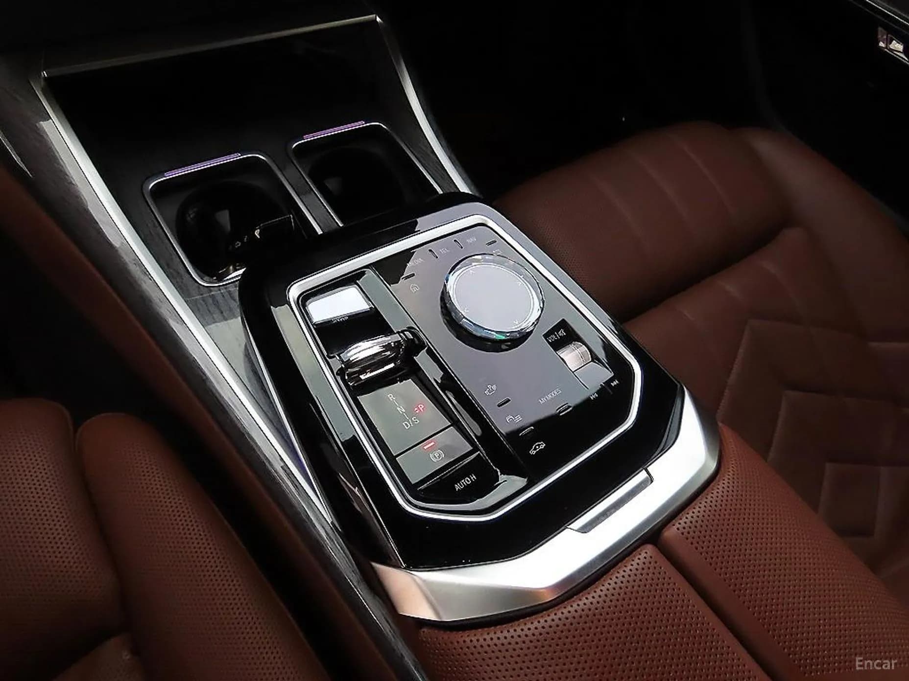 7 Series (G70)