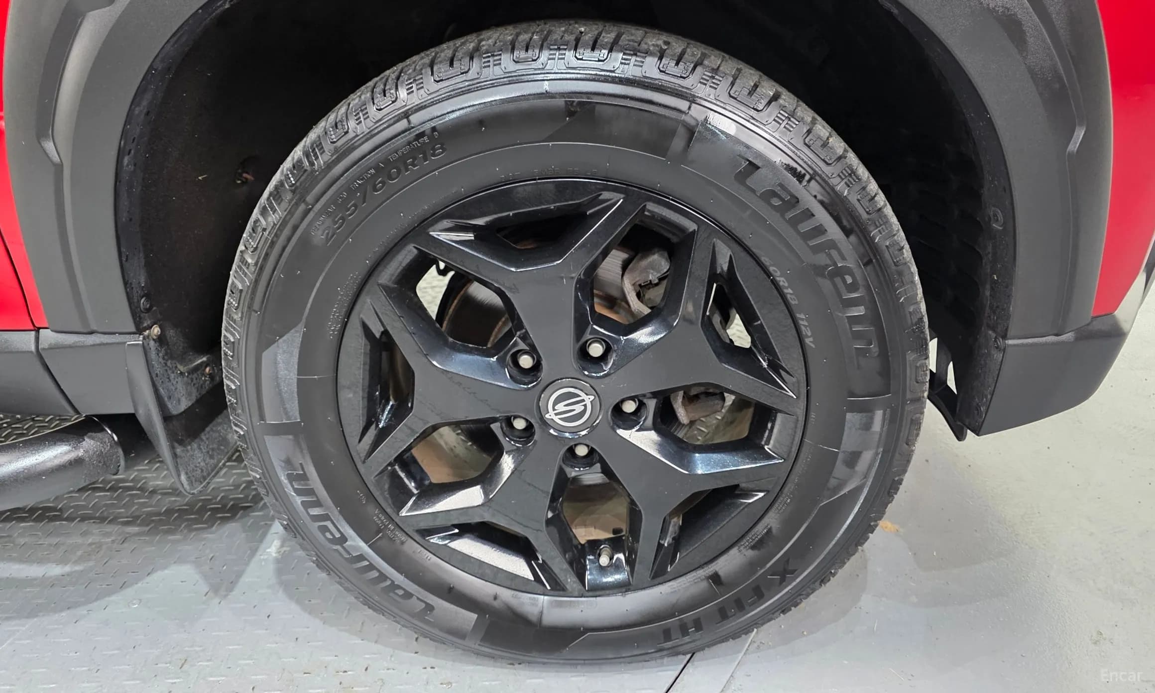Rexton Sports Khan