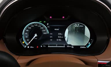 GV70