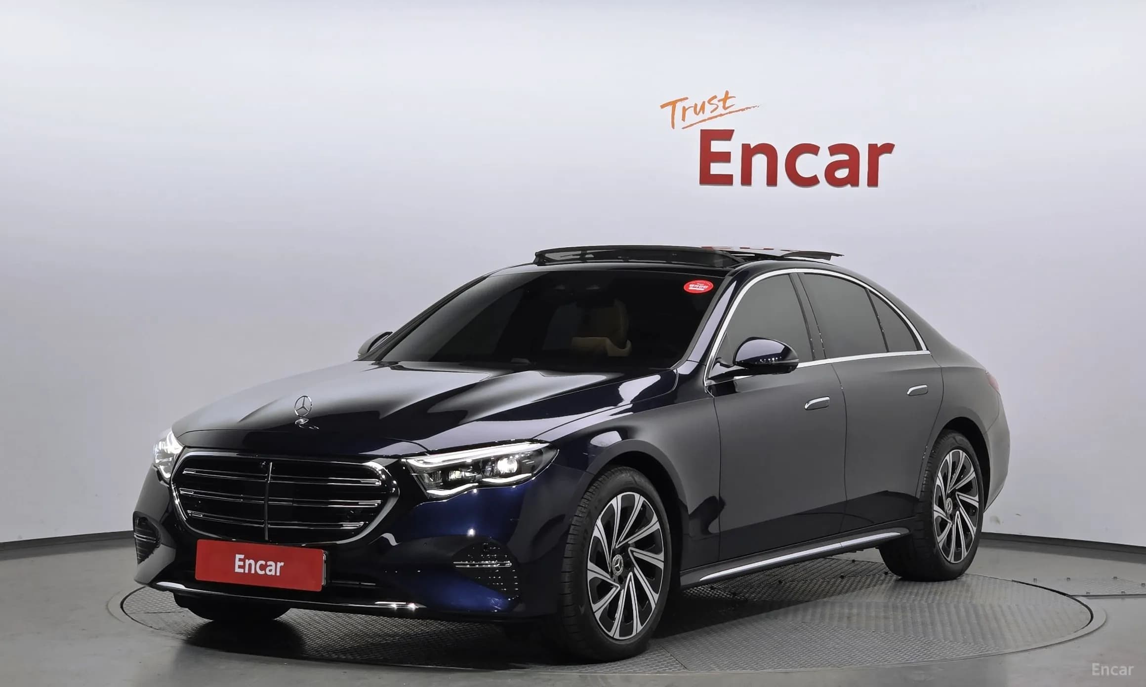 E-Class W214