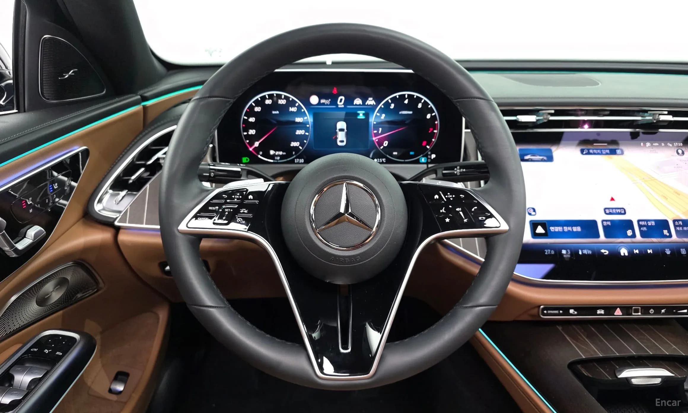 E-Class W214