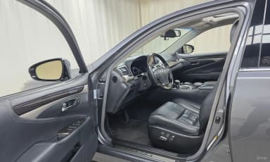 LS460L