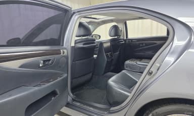 LS460L