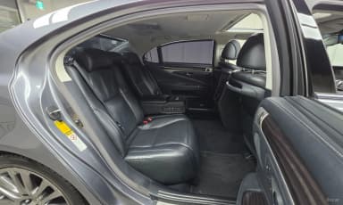 LS460L