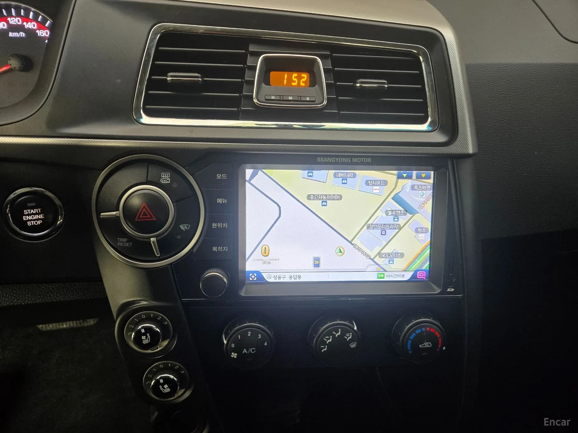 Korando Sports