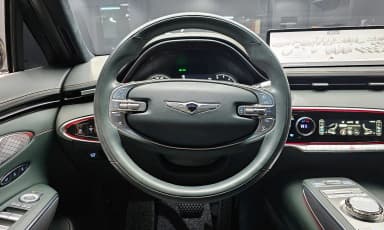 GV70