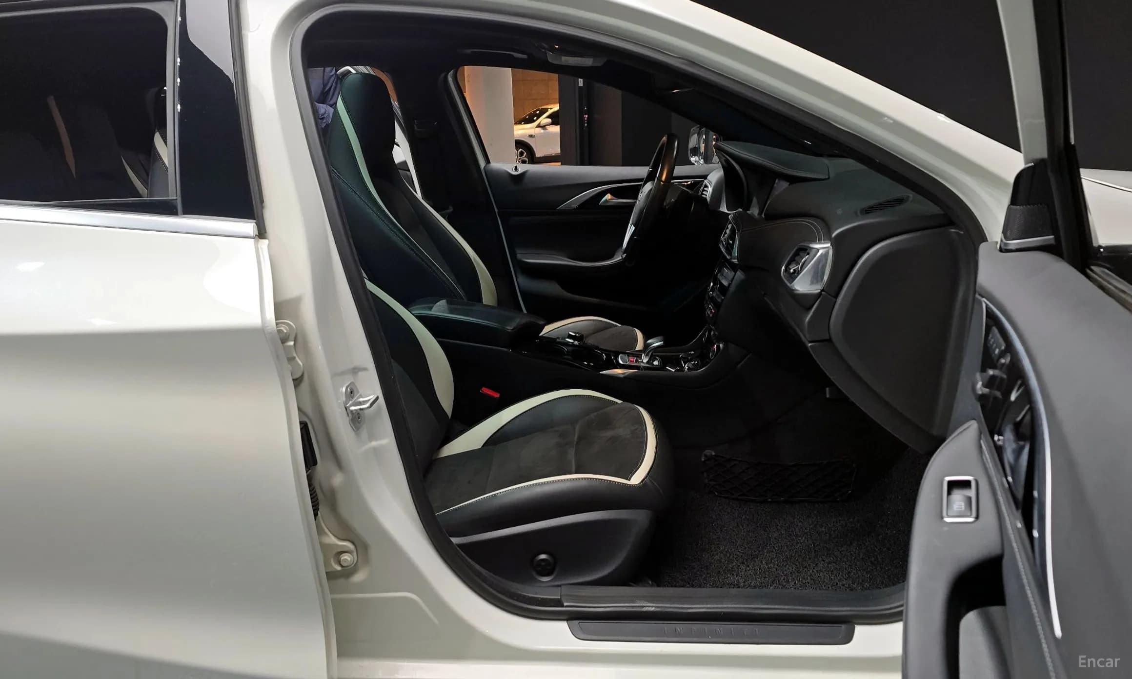 Q30
