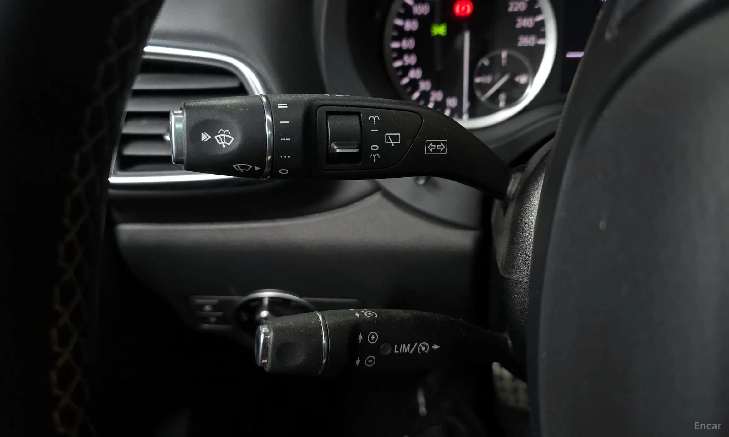 Q30