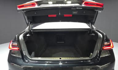 7 Series (G11)