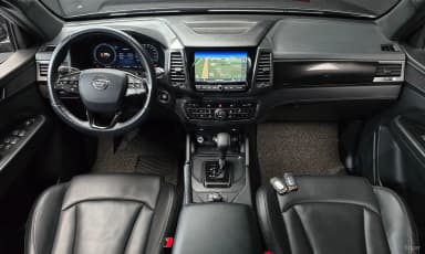 Rexton Sports Khan