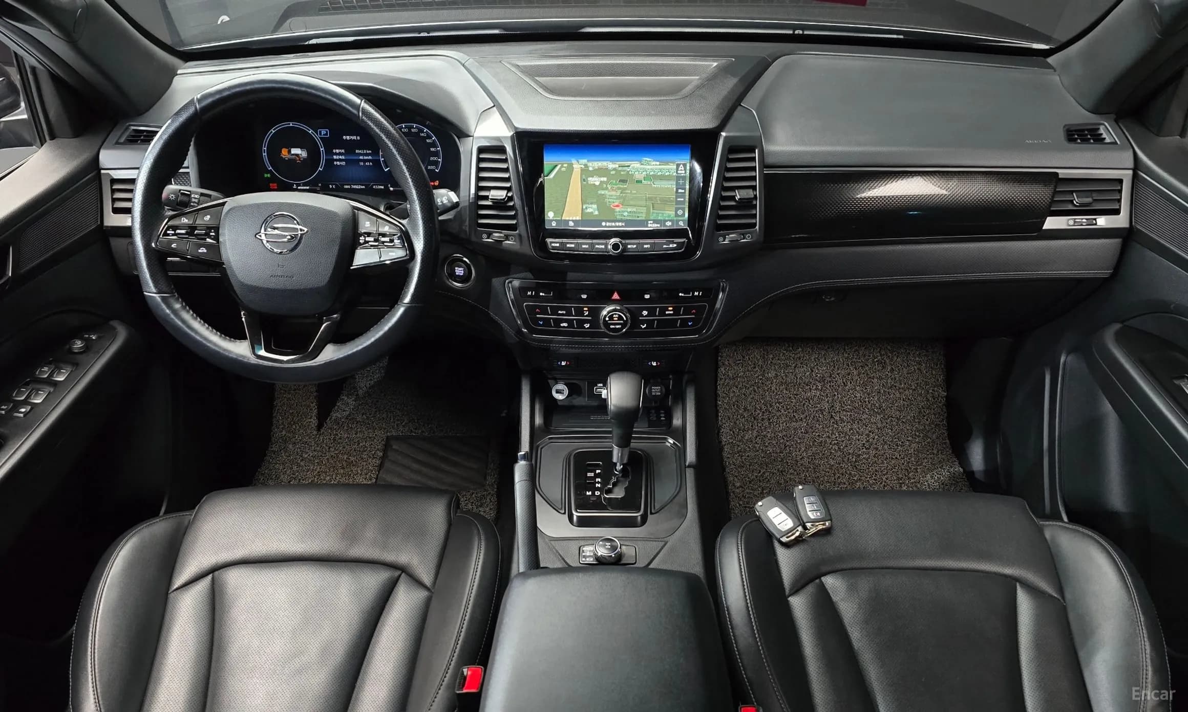 Rexton Sports Khan