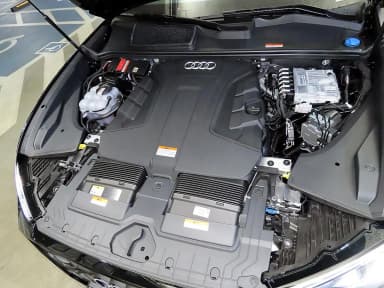 Q8 (4M)