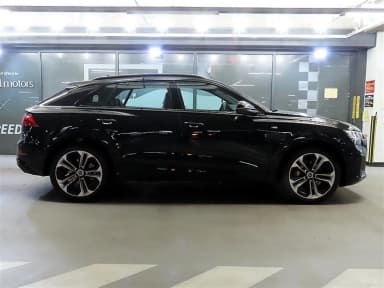 Q8 (4M)