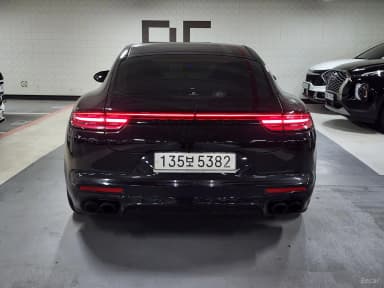 Panamera (971)