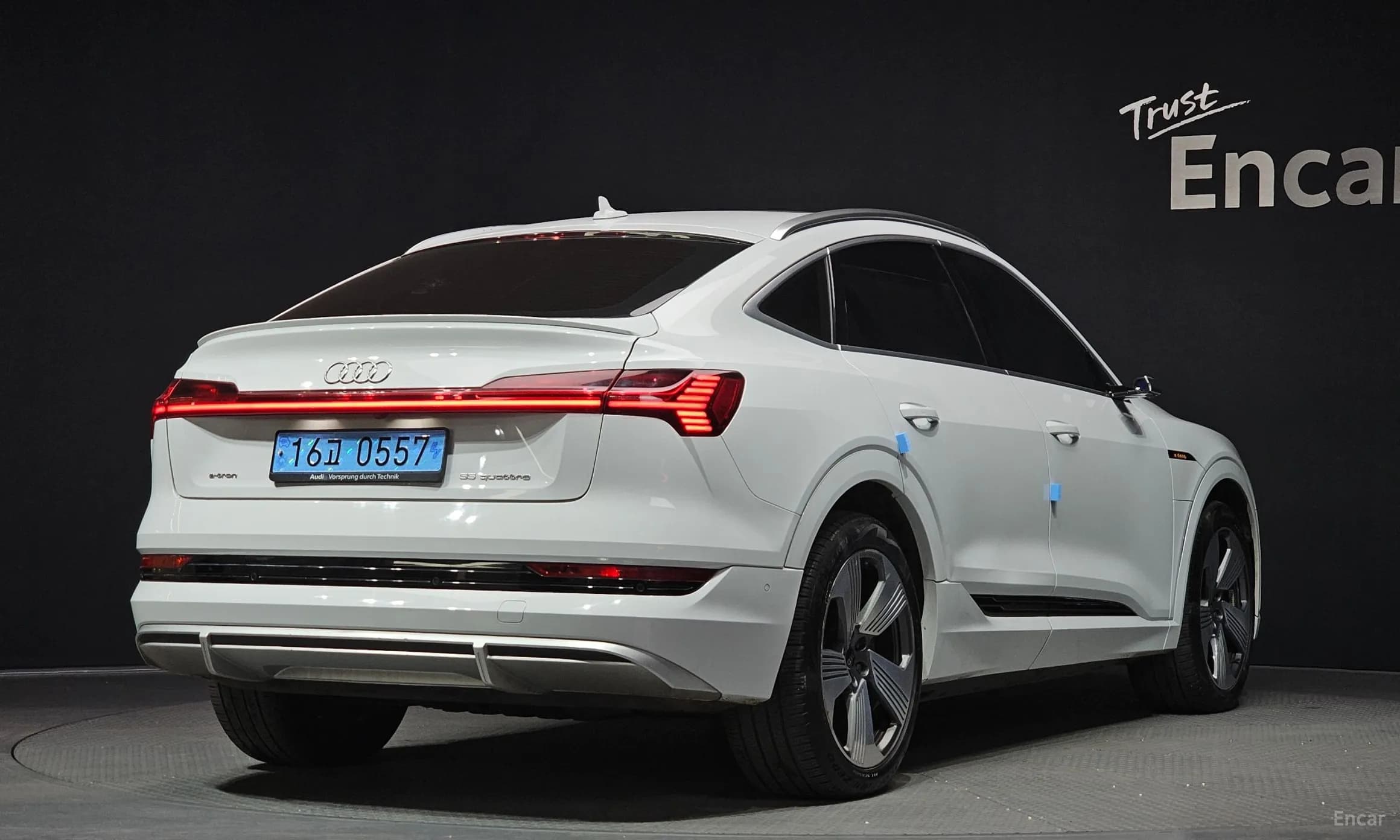 e-tron