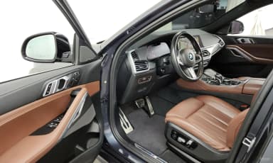 X6 (G06)