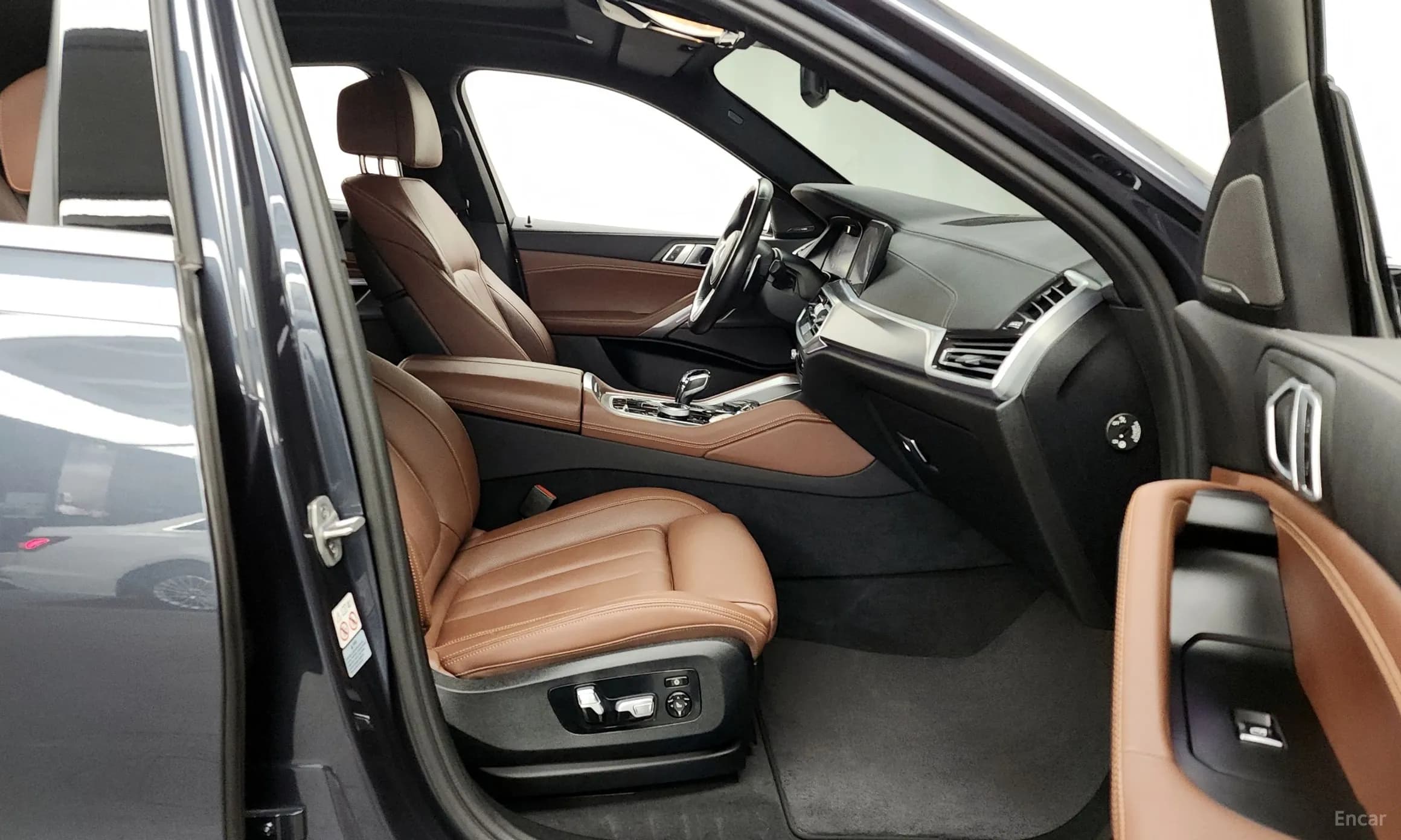 X6 (G06)