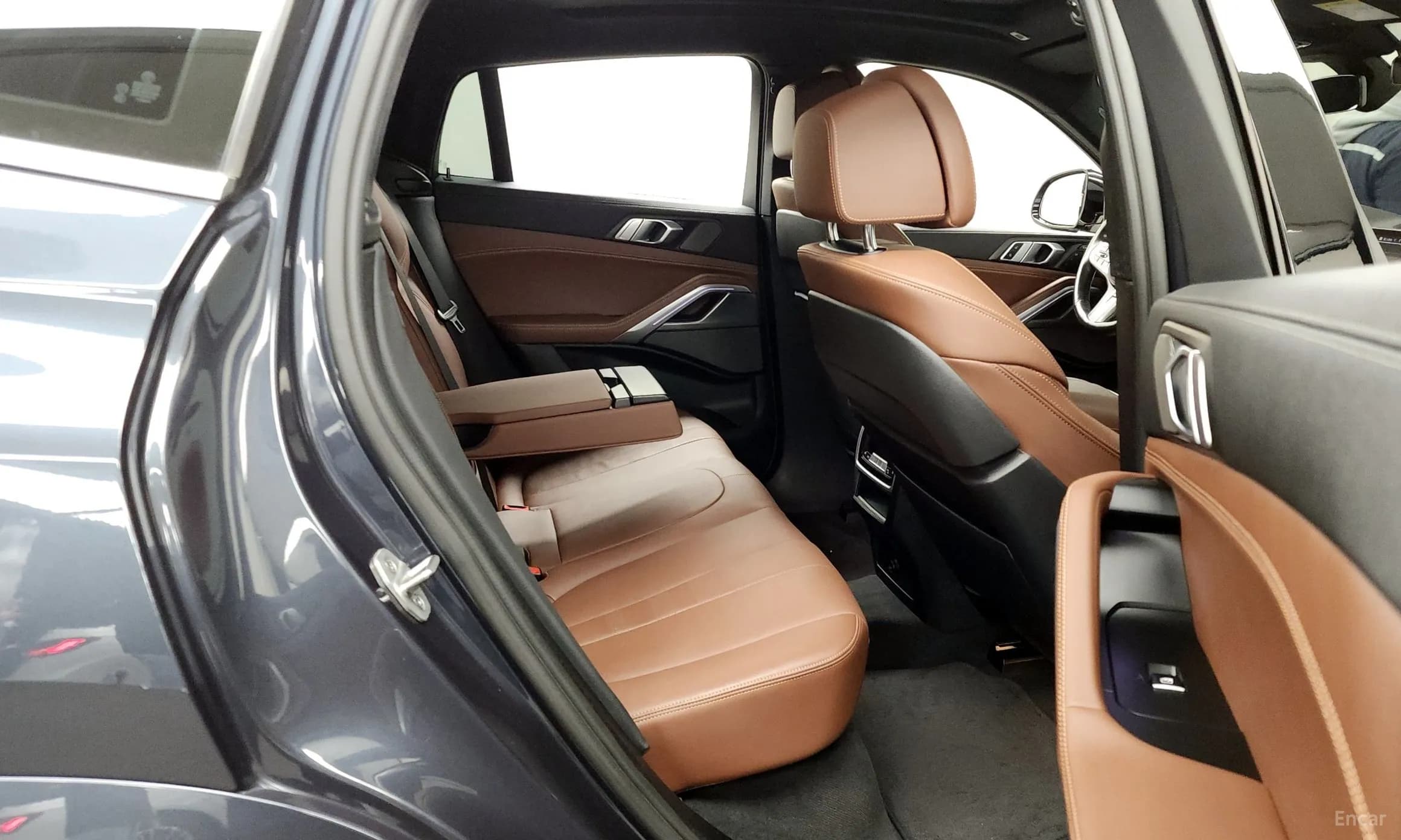 X6 (G06)