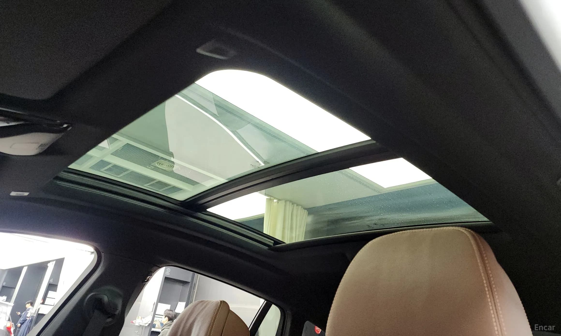 X6 (G06)